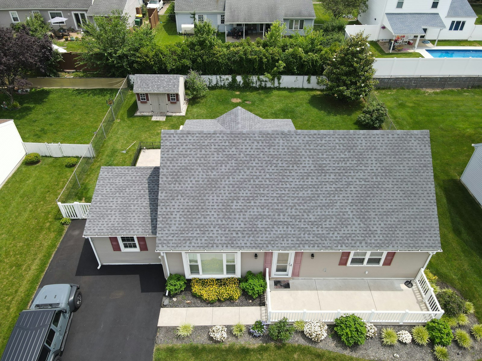 Newly installed roof after Quik Roofers replacement